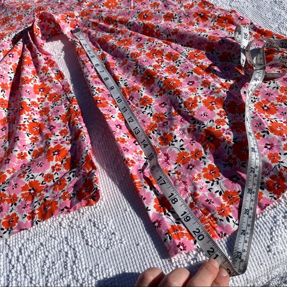 Yumi Kim 'Walk This Way' Retro Style Wide Leg Floral Jumpsuit - Picture 7 of 16